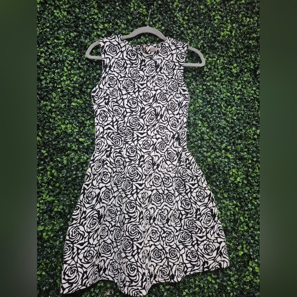 Floral Black and White Sleeveless Dress